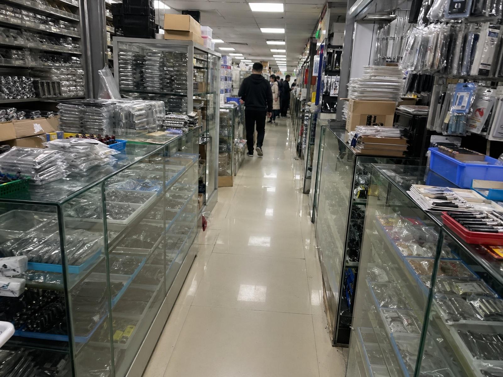 Shenzhen Huaqiangbei electronics market sourcing aisle